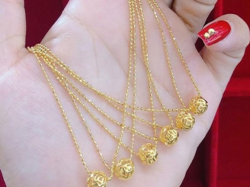 Nằm mơ thấy dây chuyền vàng là dấu hiệu gì?