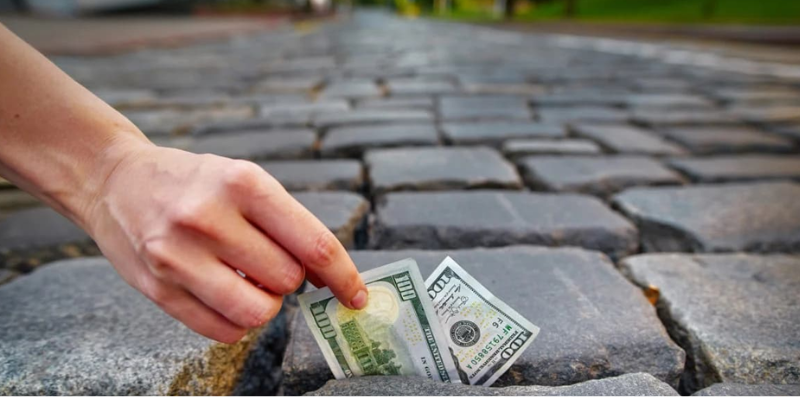 Mơ thấy mình bị mất rất nhiều tiền